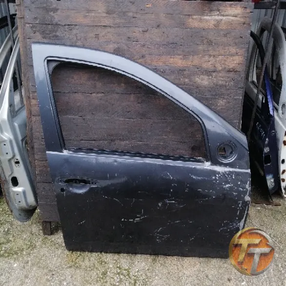 DACİA DUSTER sağ ön kapı Erö-0195 Esan