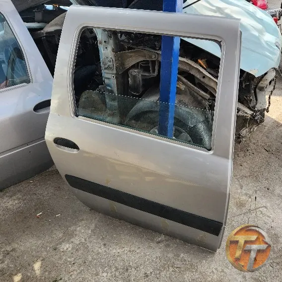 Dacia logan sw sağ arka kapı