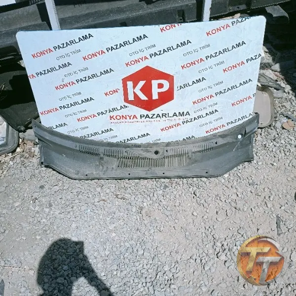 Fiat Albea ön cam ızgarası P-1235