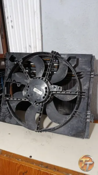 Renault Megane 4 fan motoru