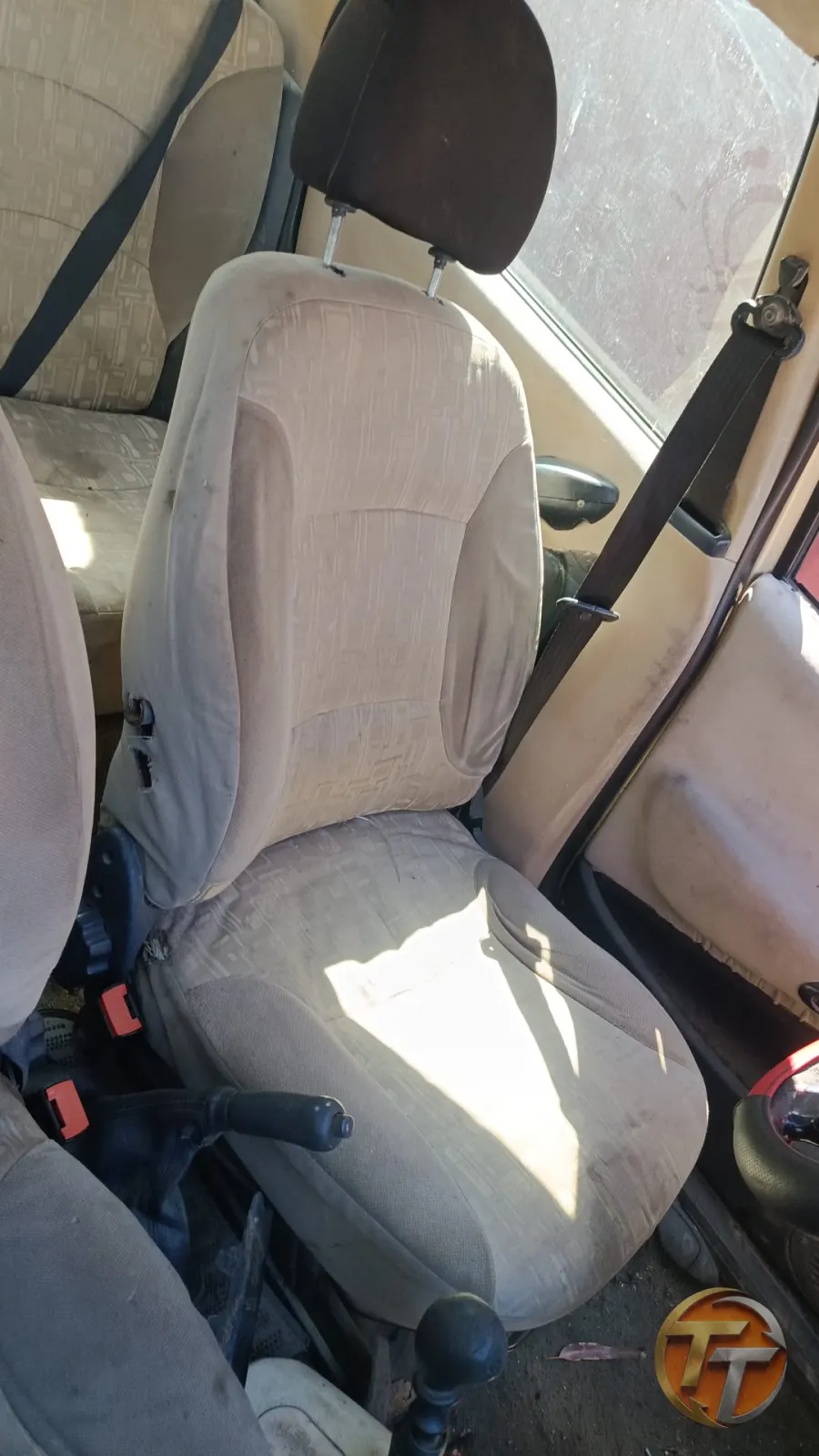 Fiat Albea sol ön koltuk