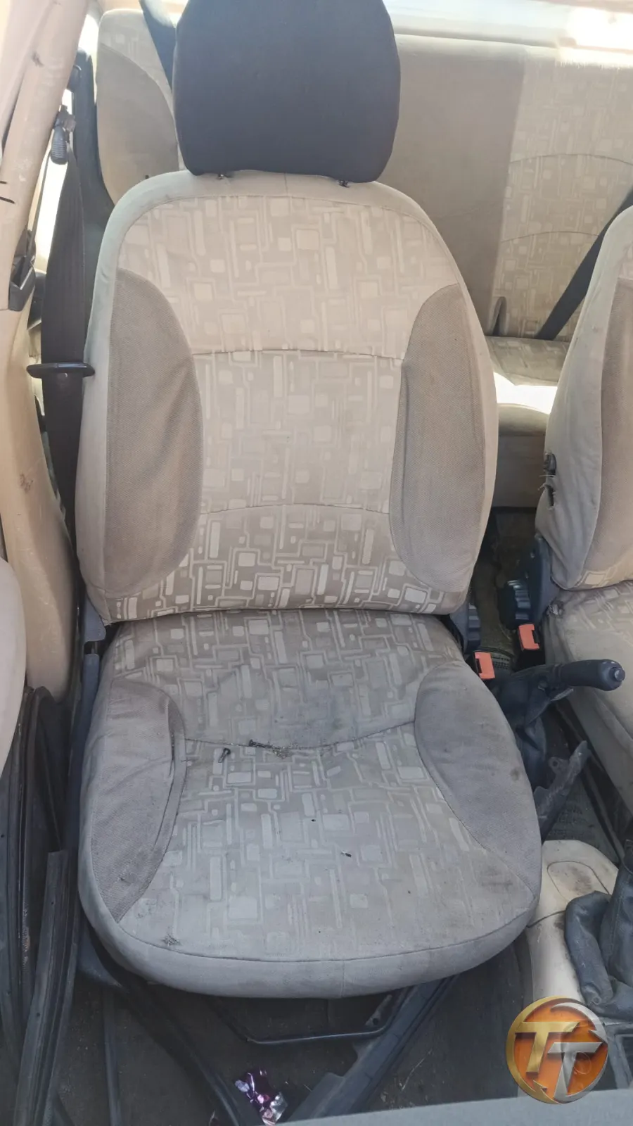 Fiat Albea sağ ön koltuk
