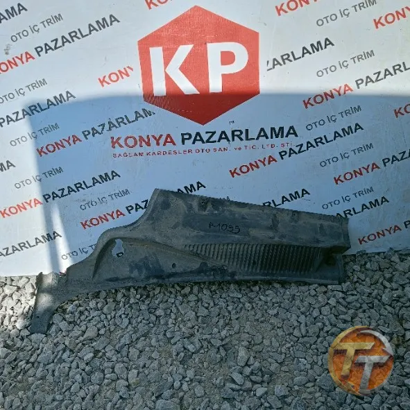 Fiat Doblo cam önü ızgarası P-1099