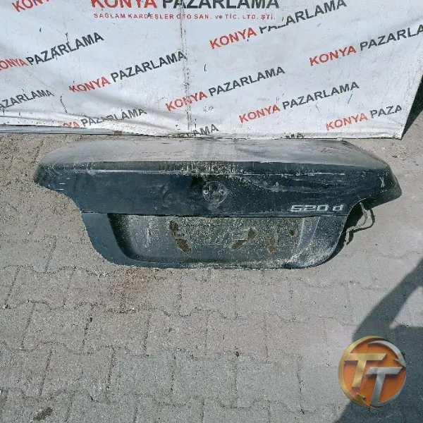 BMW E60 bagaj kapağı Sb-931