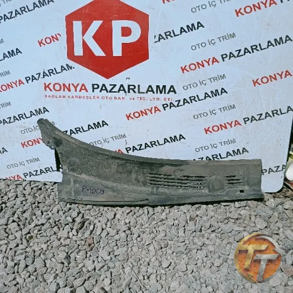 Citroen Berlingo sol cam önü ızgarası P-1009