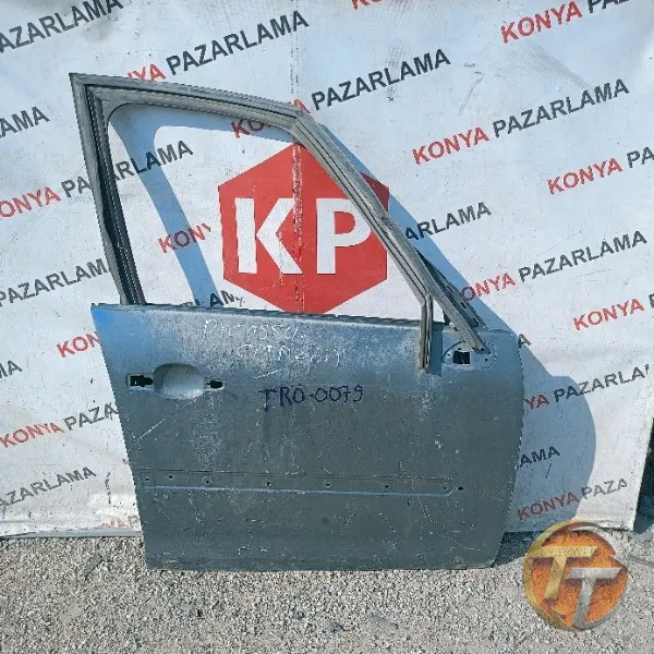Citroen C4 Picasso sağ ön kapı Trö-0079