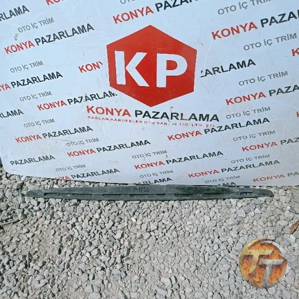Fiat Fiorino ön cam iç ızgara P-1134