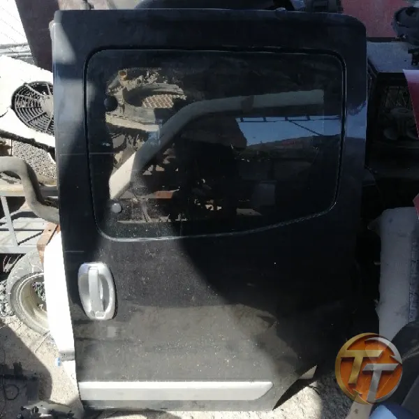 FİAT FİORİNO SOL ARKA SÜRGÜLÜ KAPI XE-0009