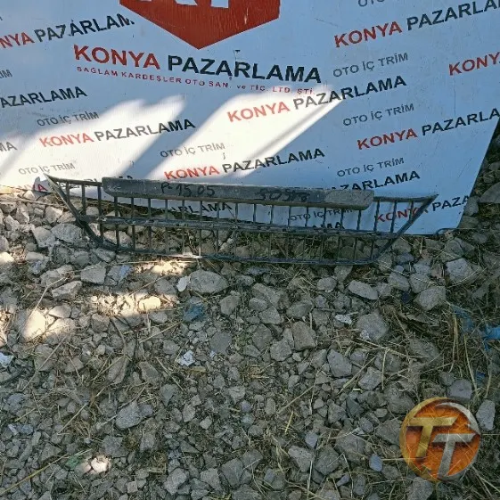 Fiat Linea ön tampon ızgarası P-1505