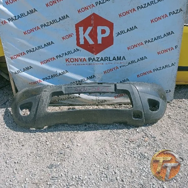 Dacia Duster ön tampon Arn-0822