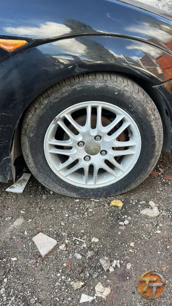 Ford Focus 1 jant lastik takım