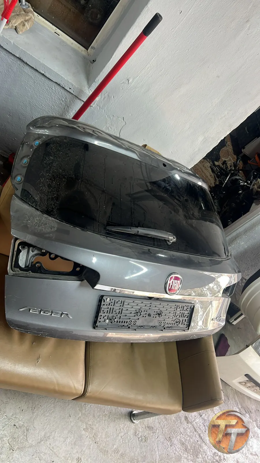 Fiat Egea bagaj kapağı dolu hatası