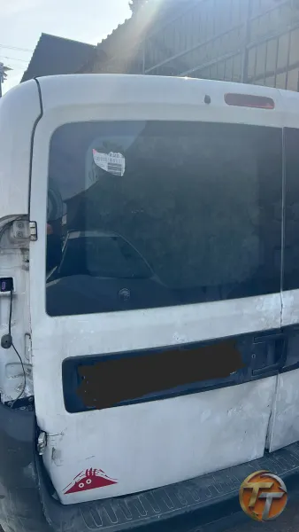 Fiat Doblo 4 sol bagaj kapağı
