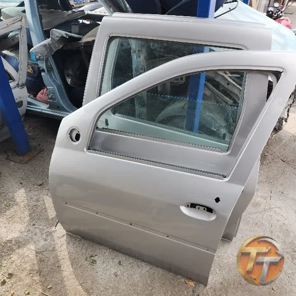 Dacia logan sol ön kapı
