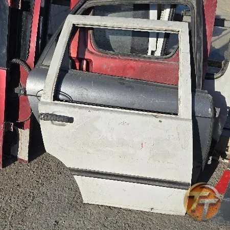 Fiat uno sağ arka kapı MX-0004
