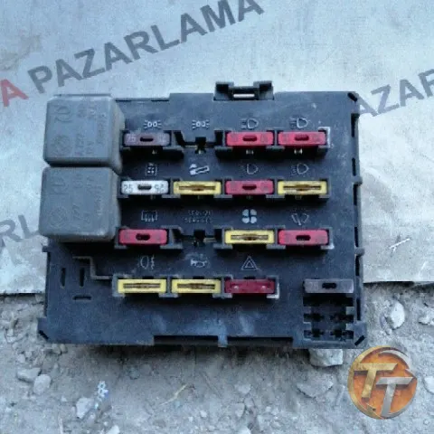 FİAT UNO sigorta kutusu Sk-030