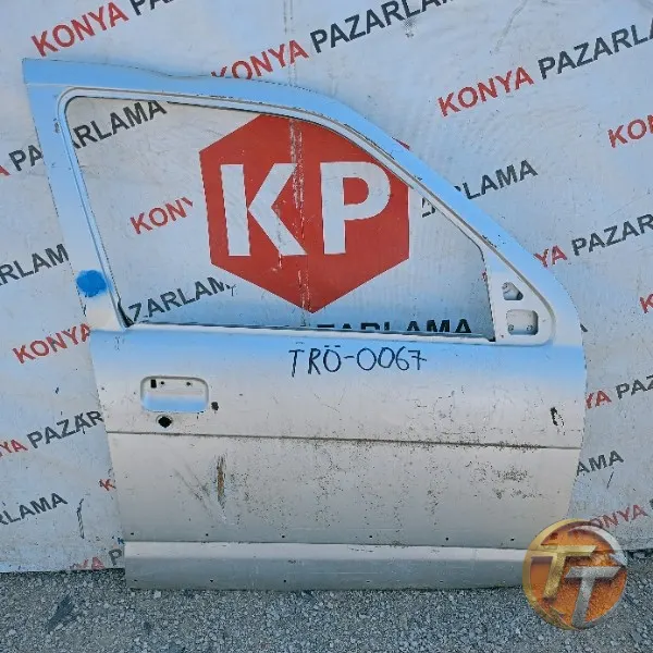 Daihatsu Terios sağ ön kapı Trö-0067