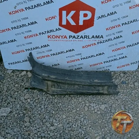 Fiat Bravo ön cam ızgarası P-0335