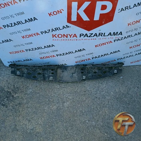 Fiat Bravo ön tampon orta braketi P-1452