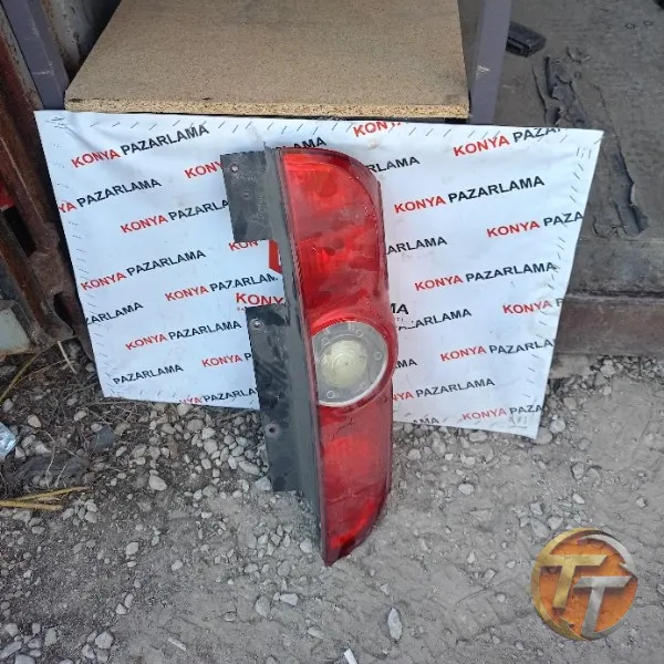 Fiat Doblo 3 sağ arka stop St-0024
