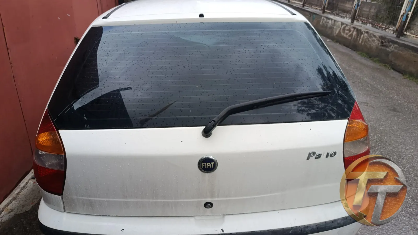 Fiat Palio bagaj kapağı