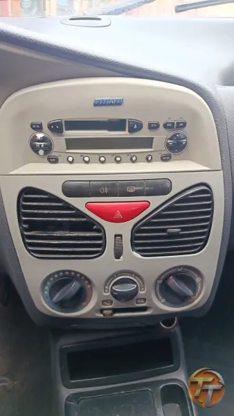 Fiat Palio dörtlü düğme çerçevesi