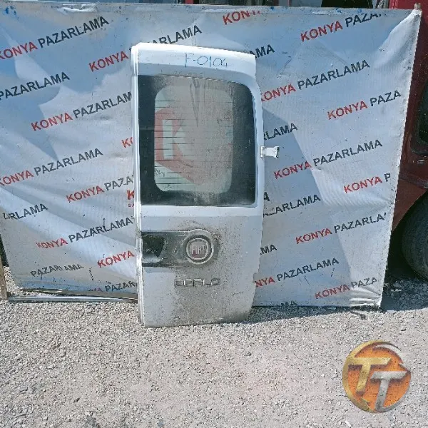 Fiat Doblo sağ bagaj kapağı F-0104