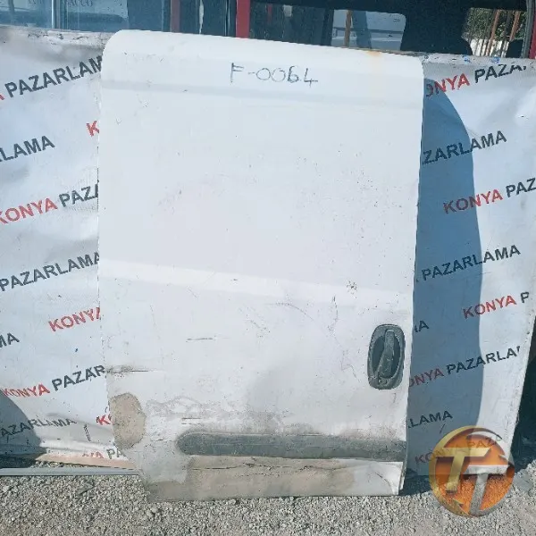 Fiat Doblo sağ sürgülü kapı F-0064