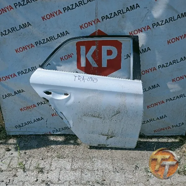 Hyundai İ20 sağ arka kapı Tra-0149