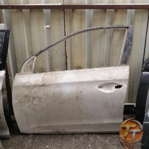 HYUNDAİ İ20 sol ön kapı Elö-0115 Esan