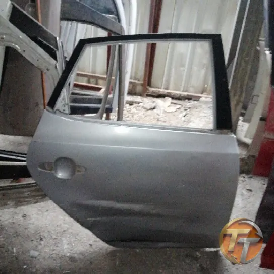 HYUNDAİ İ30 sağ arka kapı Era-0073 Esan