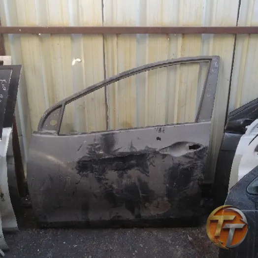 HYUNDAİ İ30 sol ön kapı Elö-0140 Esan