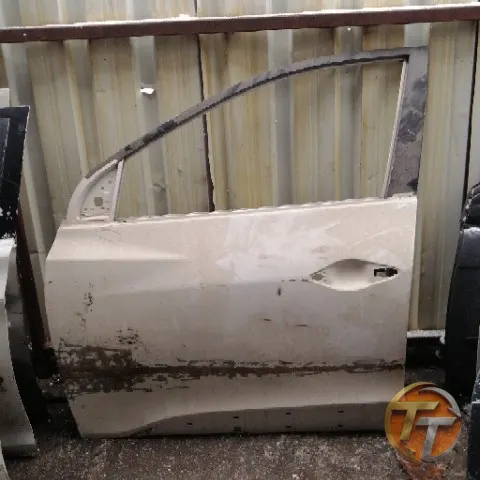 HYUNDAİ İx35 sol ön kapı Elö-0104 Esan