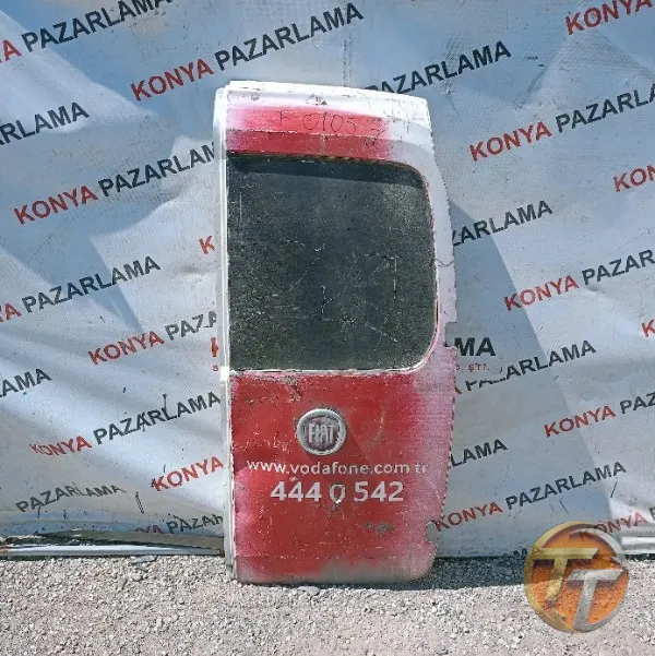 Fiat Fiorino sağ bagaj kapağı F-0105