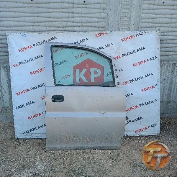 Hyundai Starex sağ ön kapı/Tcr Bölgesi