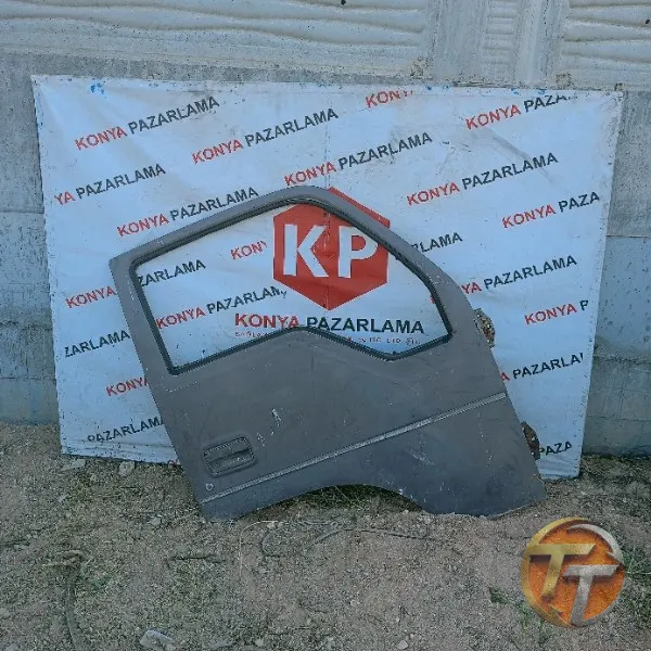 KİA BONGO K2700 3 sağ ön kapı/Tcr Bölgesi
