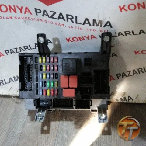 FİAT LİNEA 1.3 sigorta kutusu Sk-044