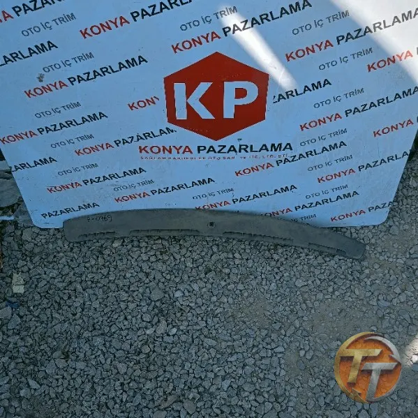 Fiat Linea ön cam hava difüzörü P-0969