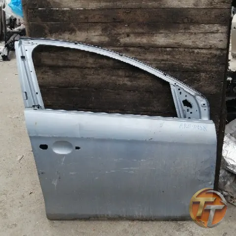 Lancia Delta sağ ön kapı Erö-0158 Esan