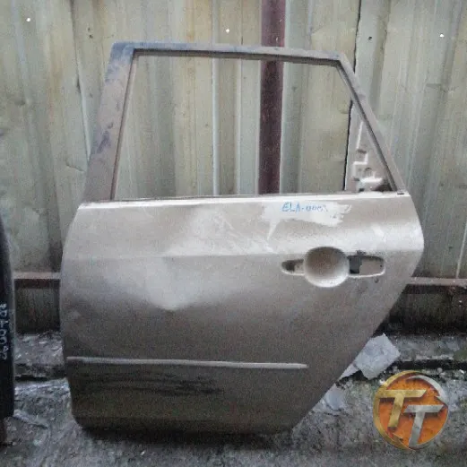 MAZDA 3 Berlina sol arka kapı Ela-0003 Esan