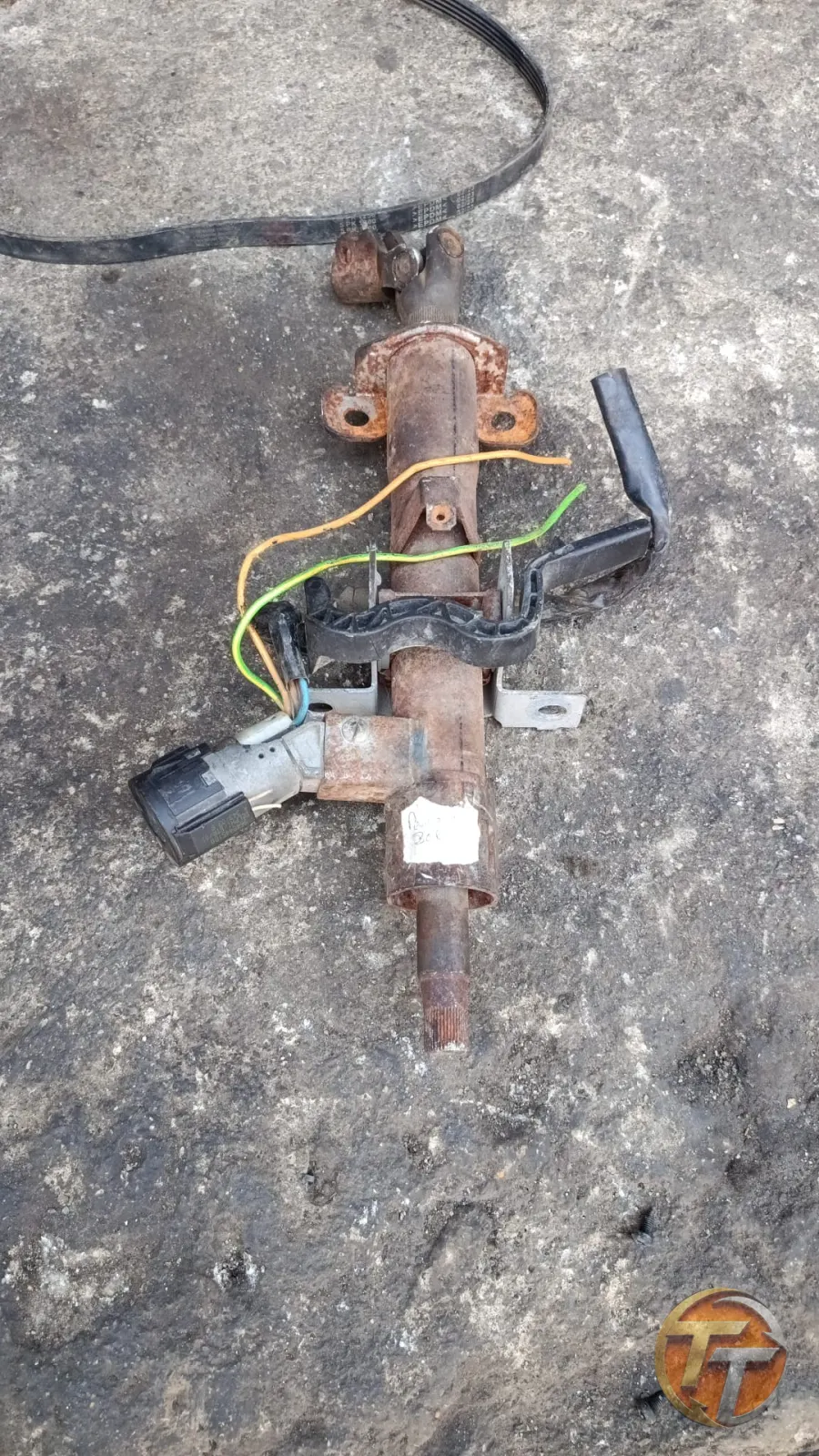Peugeot 306 direksiyon kolonu