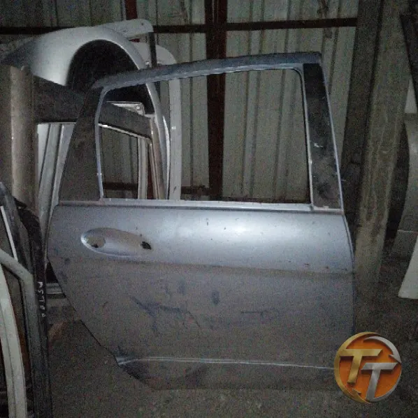 MERCEDES Benz B150 sağ arka kapı Era-0061 Esan