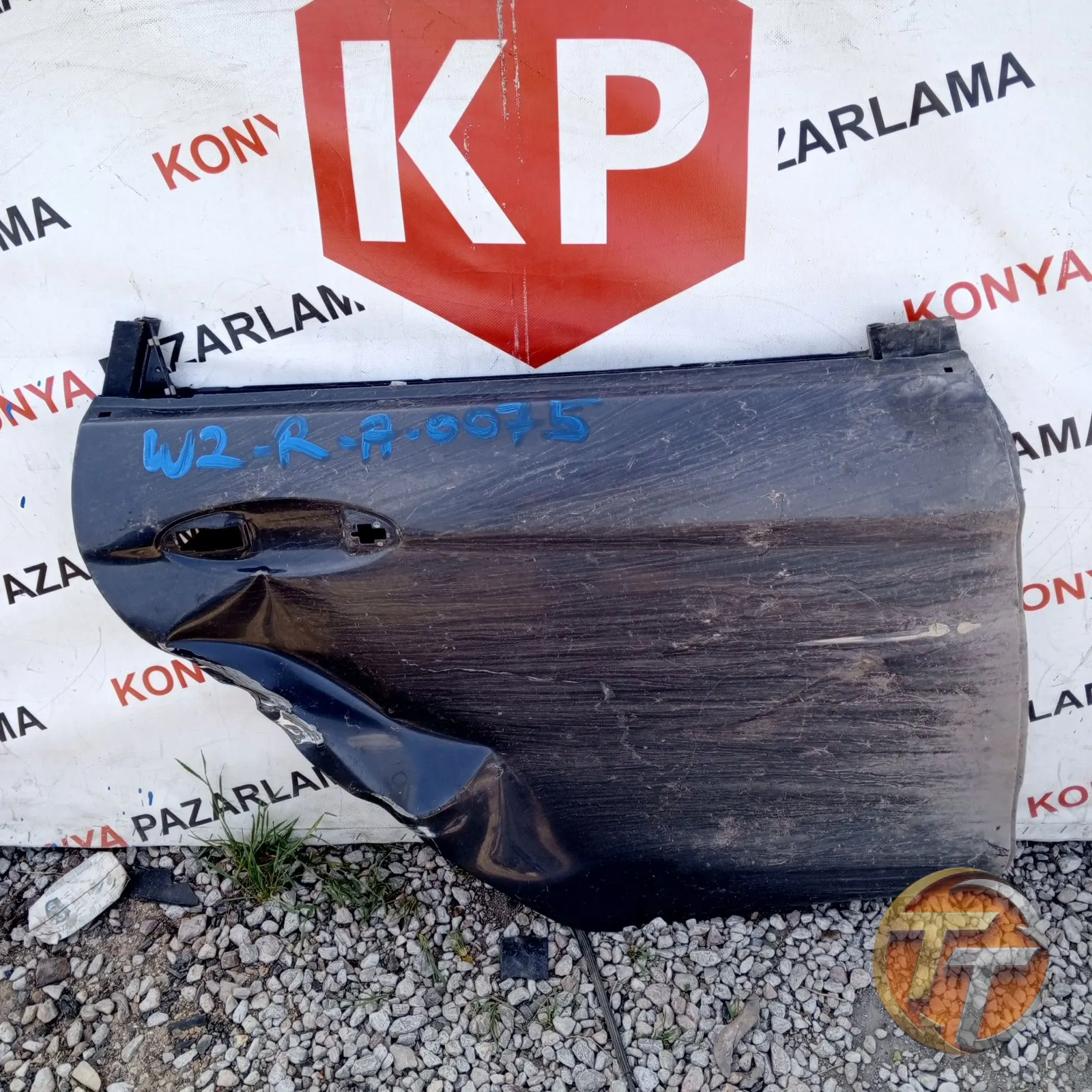 MERCEDES SAĞ ARKA KAPI R-A-0075 W2