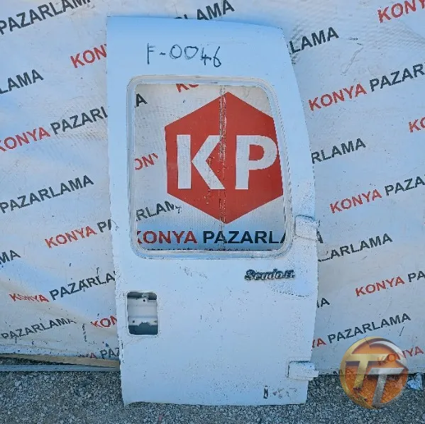 Fiat Scudo sağ bagaj kapağı F-0046