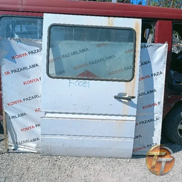 Mercedes-Benz Sprinter sağ sürgülü kapı F-0081
