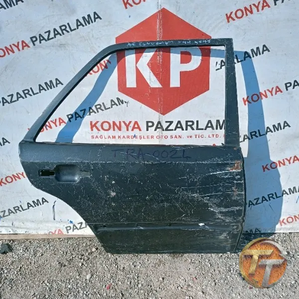 Mercedes-Benz W124 sağ arka kapı Tra-0024