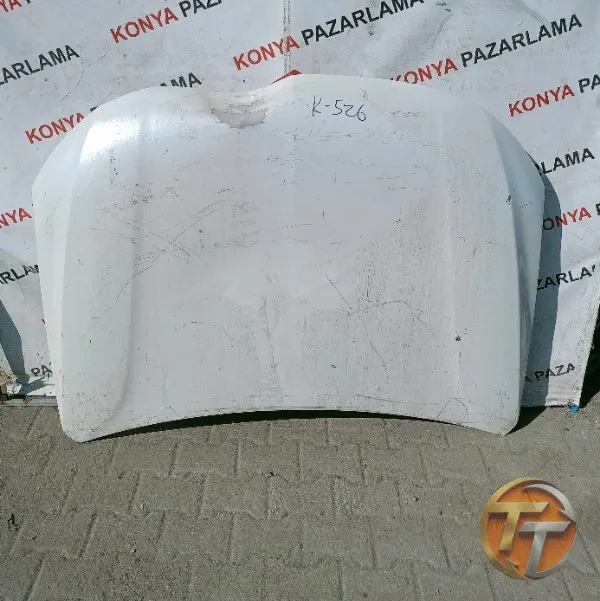 Mitsubishi L200 kaput K-526