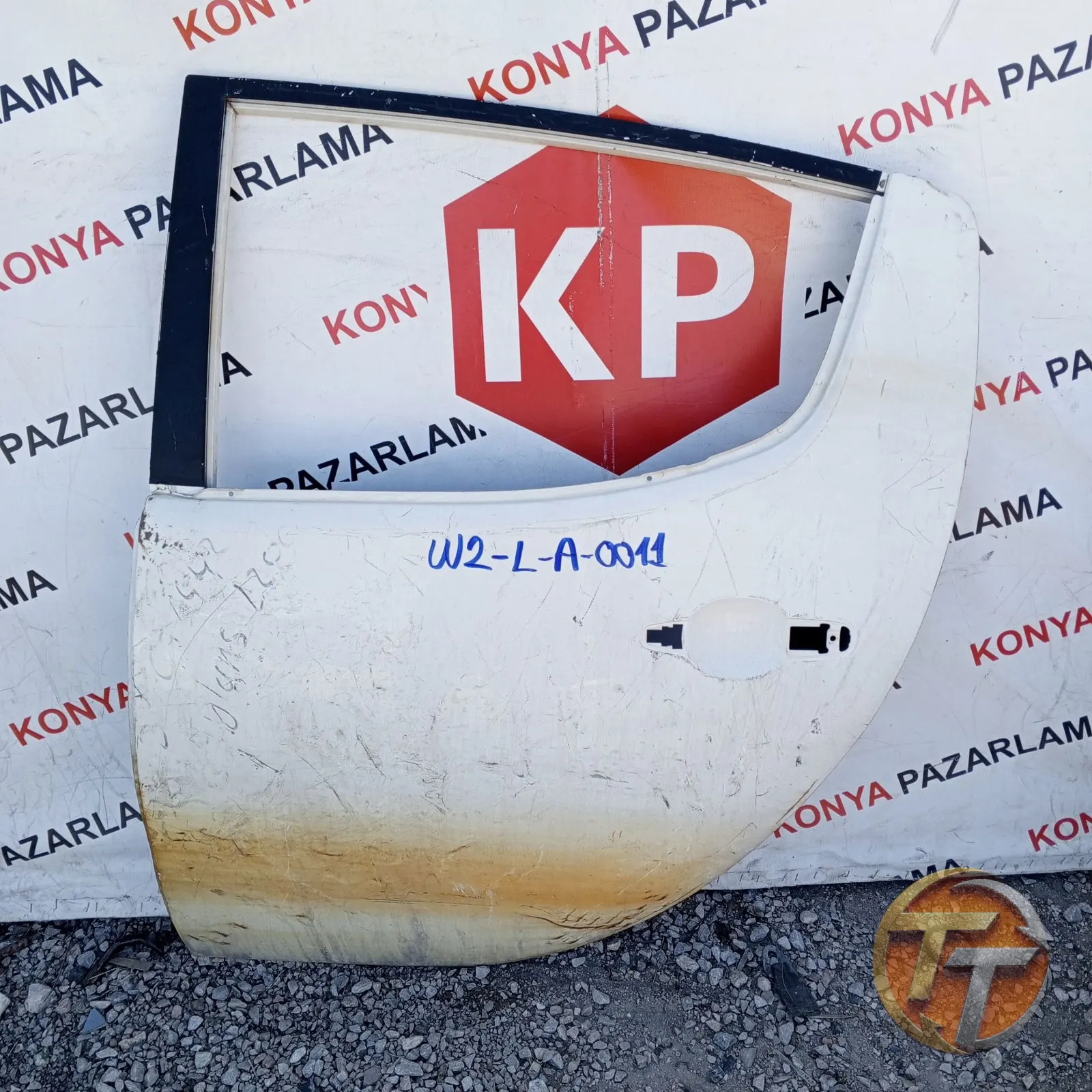 MİTSUBİSHİ L200 SOL ARKA KAPI L-A-0011