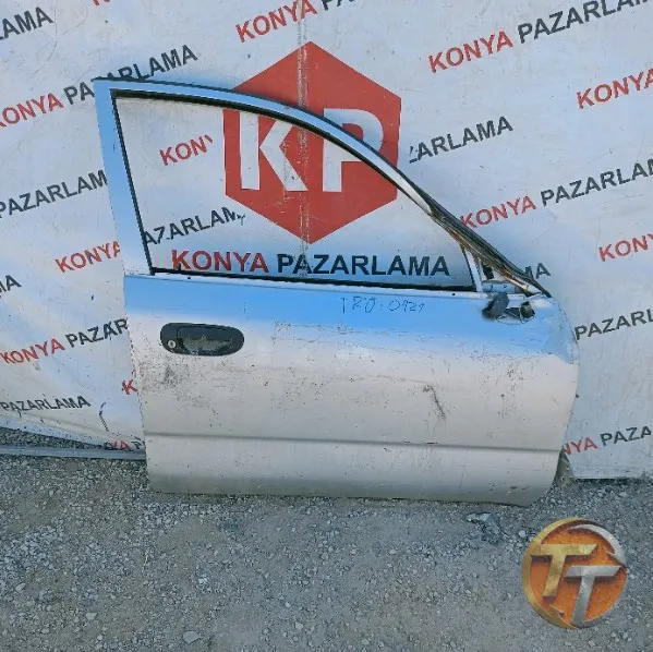 Mitsubishi sağ ön kapı Trö-0121