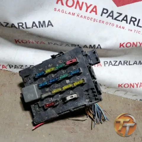 FİAT UNO sigorta kutusu Sk-040